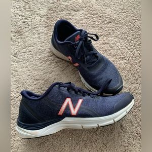 New Balance Women’s 711 V3 Cross Trainer, Navy, Size 8